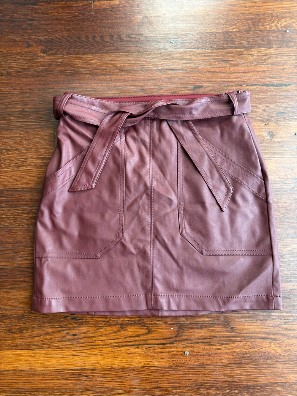 Express Faux Leather Belted Mini Skirt — Burgundy